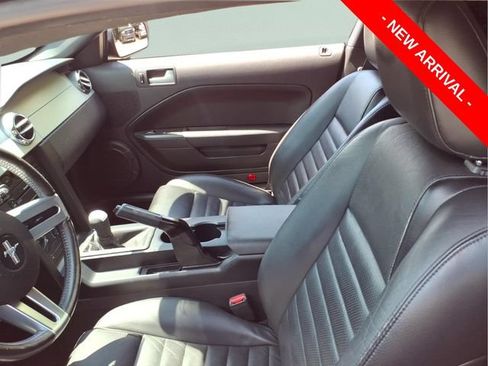 Used 2006 Ford Mustang GT Premium RWD image 12