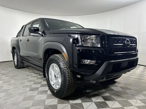 Used 2024 Nissan Frontier SV w/ Hardbody Edition AWD/4WD image 5