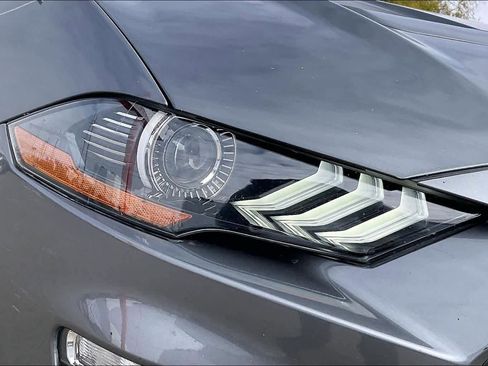 Used 2022 Ford Mustang Premium image 27