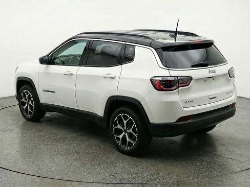Used 2025 Jeep Compass Limited AWD/4WD image 6