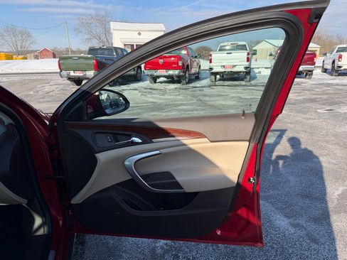 Used 2015 Buick Regal Premium w/ Experience Buick Package image 24