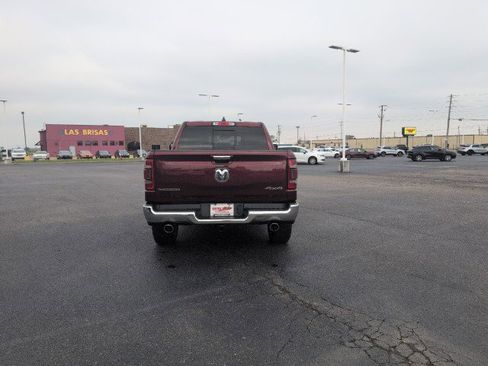 Used 2021 RAM 1500 Laramie AWD/4WD image 6
