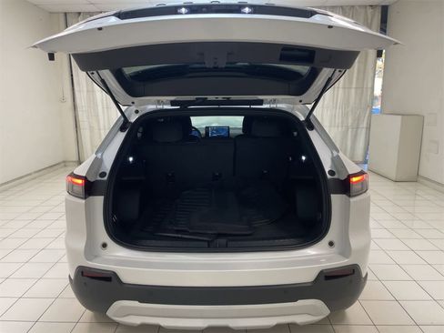 Used 2024 Honda Prologue EX image 22