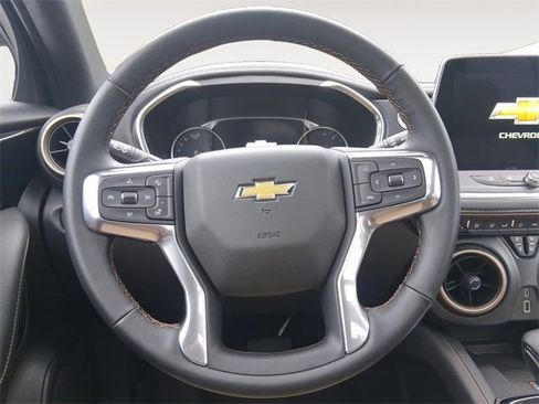 Used 2025 Chevrolet Blazer Premier w/ Driver Confidence II Package image 12