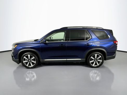 Certified 2023 Honda Pilot Touring image 8