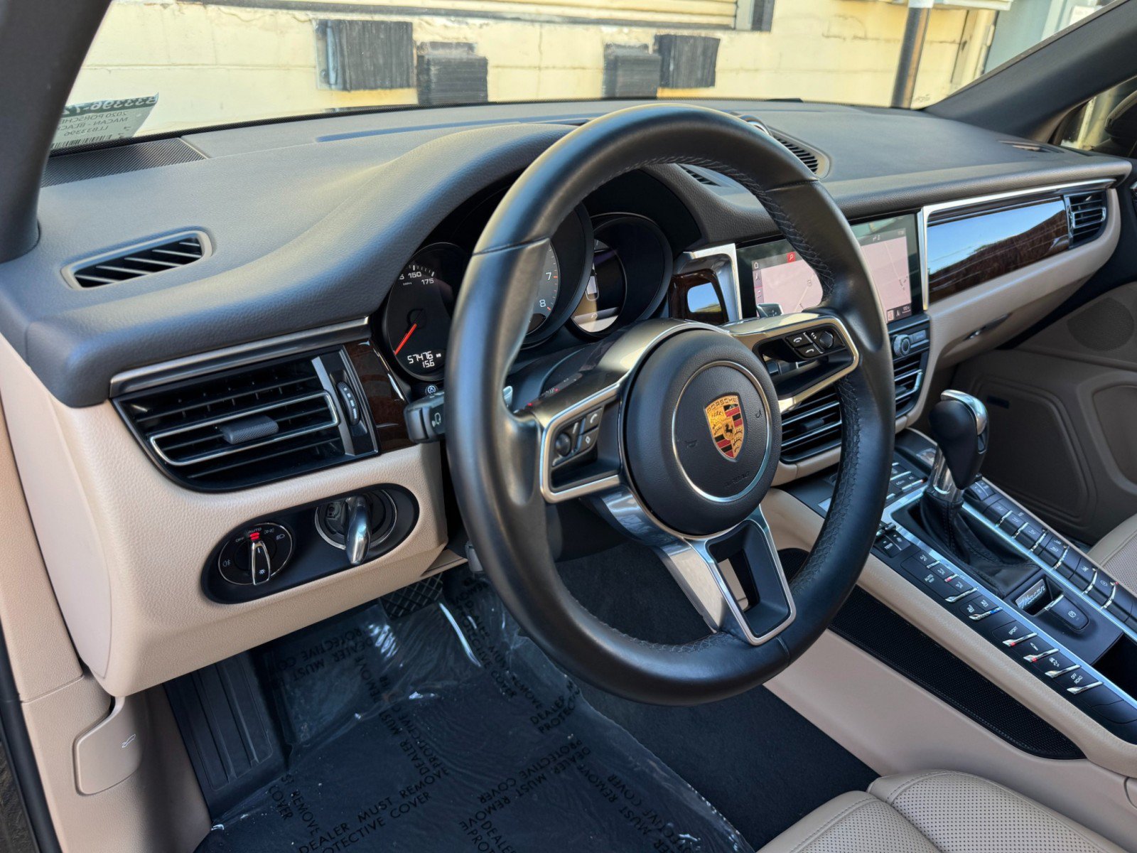 Used 2020 Porsche Macan S AWD/4WD image 14
