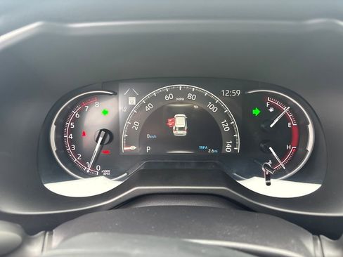 New 2025 Toyota RAV4 LE image 18