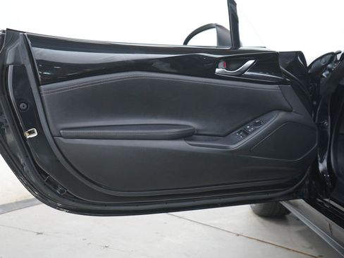 Used 2023 MAZDA MX-5 Miata Grand Touring RWD image 14