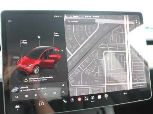 Used 2023 Tesla Model Y Long Range AWD/4WD image 21