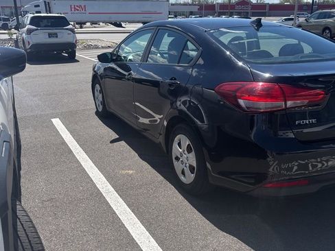 Used 2018 Kia Forte LX FWD image 4