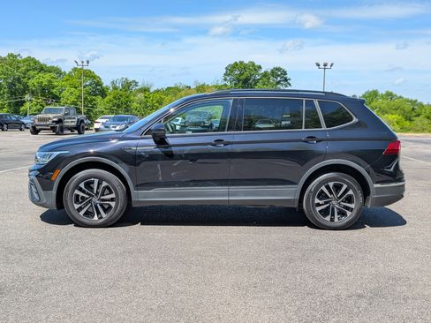 Used 2023 Volkswagen Tiguan S image 6