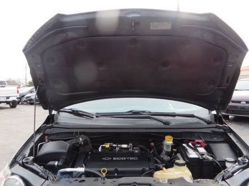 Used 2016 Chevrolet Sonic LT FWD image 10