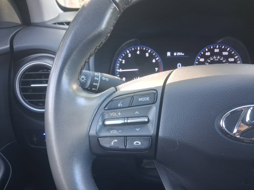 Used 2020 Hyundai Kona SEL FWD image 26