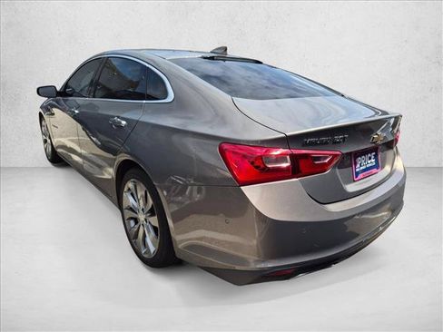 Used 2017 Chevrolet Malibu Premier w/ Premier Sun and Wheel Package FWD image 6