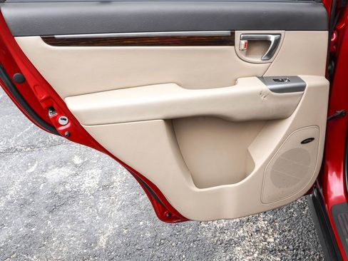 Used 2011 Hyundai Santa Fe Limited image 28