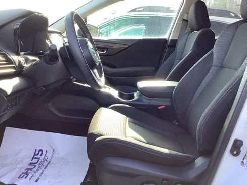 Certified 2025 Subaru Outback Premium image 6