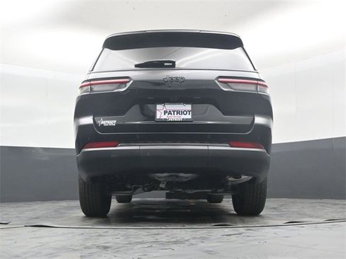 New 2025 Jeep Grand Cherokee L Altitude image 43