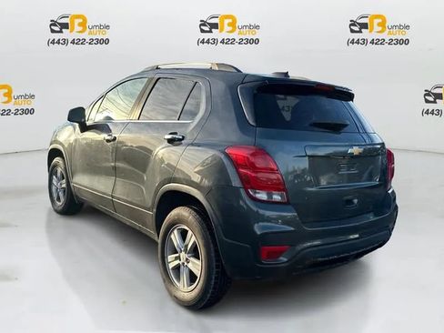 Used 2017 Chevrolet Trax LT w/ LT Convenience Package AWD/4WD image 7