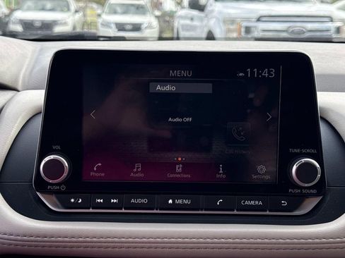 Certified 2023 Nissan Rogue SV w/ SV Premium B Package image 24