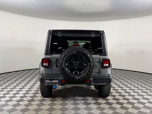 Certified 2023 Jeep Wrangler Unlimited AWD/4WD image 6