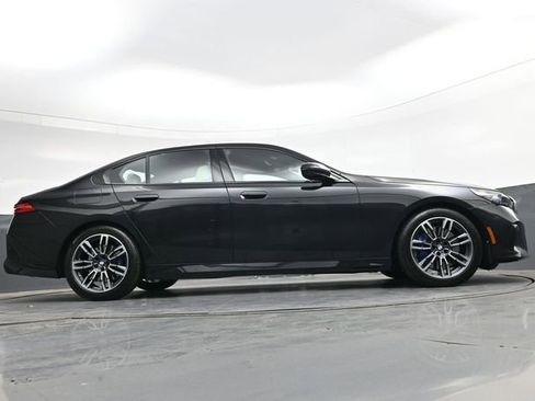 Used 2024 BMW 540i xDrive w/ Premium Package AWD/4WD image 30