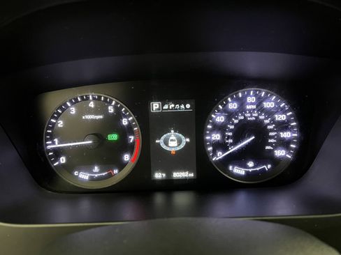 Used 2015 Hyundai Sonata Limited w/ Option Group 05 image 17