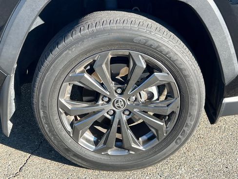 Used 2024 Toyota RAV4 XLE Premium w/ Weather Package AWD/4WD image 18