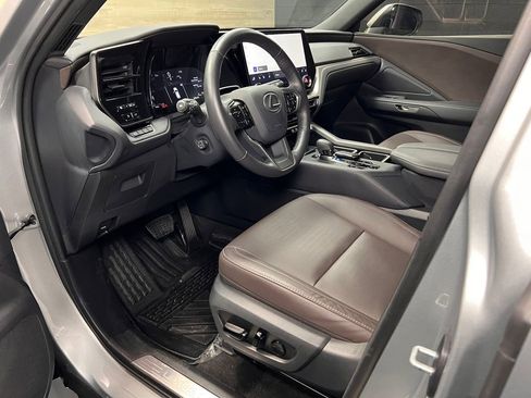 Used 2024 Lexus TX 350 FWD w/ Captains Chair Package image 3