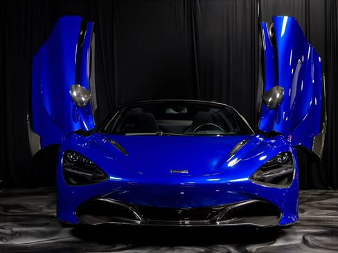 Used 2020 McLaren 720S Spider image 11