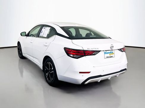 Used 2024 Nissan Sentra SV FWD image 7