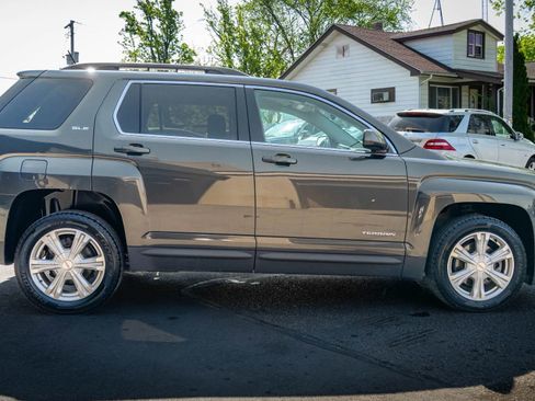Used 2017 GMC Terrain SLE w/ Convenience Package AWD/4WD image 6