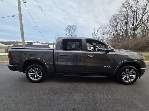 Used 2022 RAM 1500 Laramie w/ Sport Appearance Package image 4