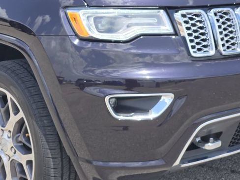 Used 2019 Jeep Grand Cherokee Overland AWD/4WD image 9