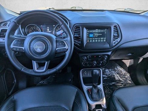 Used 2018 Jeep Compass Latitude w/ Popular Equipment Group image 14