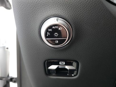 Used 2024 Mercedes-Benz GLC 43 AMG 4MATIC image 10