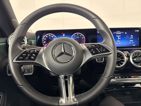 Certified 2025 Mercedes-Benz CLA 250 4MATIC image 33