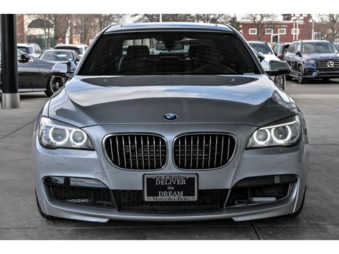 Used 2013 BMW 750Li xDrive image 4