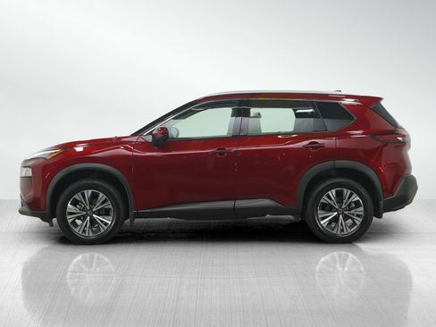 Used 2021 Nissan Rogue SV w/ Premium Package image 2