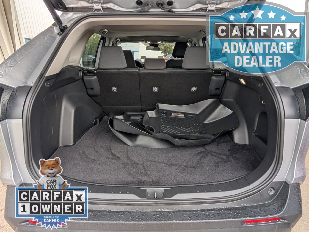 Used 2025 Toyota RAV4 XLE w/ Convenience Package FWD image 19