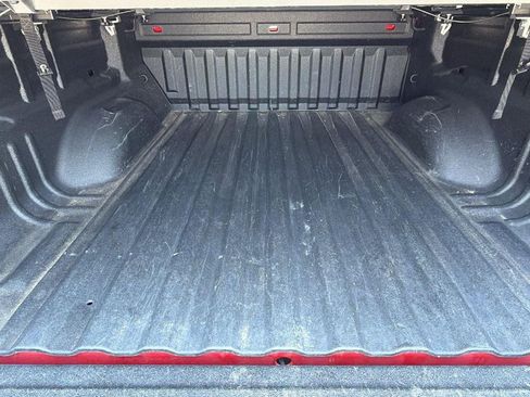 Used 2018 Chevrolet Colorado Z71 RWD image 10