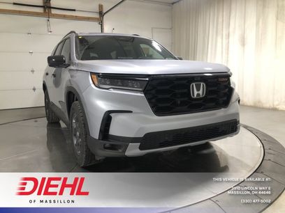 New 2025 Honda Pilot TrailSport