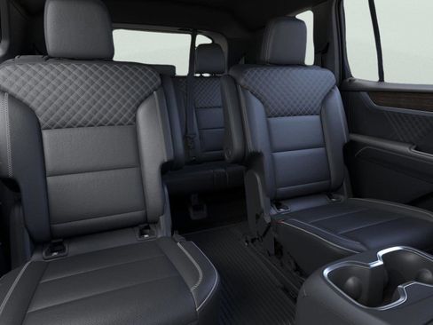 New 2026 GMC Acadia Denali w/ Super Cruise Package image 17