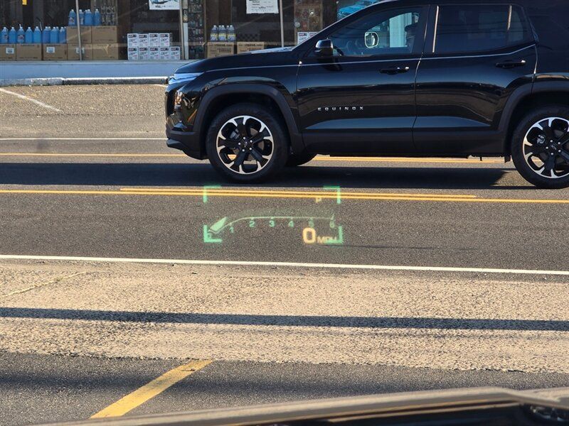 Used 2017 Cadillac Escalade Premium Luxury AWD/4WD image 13