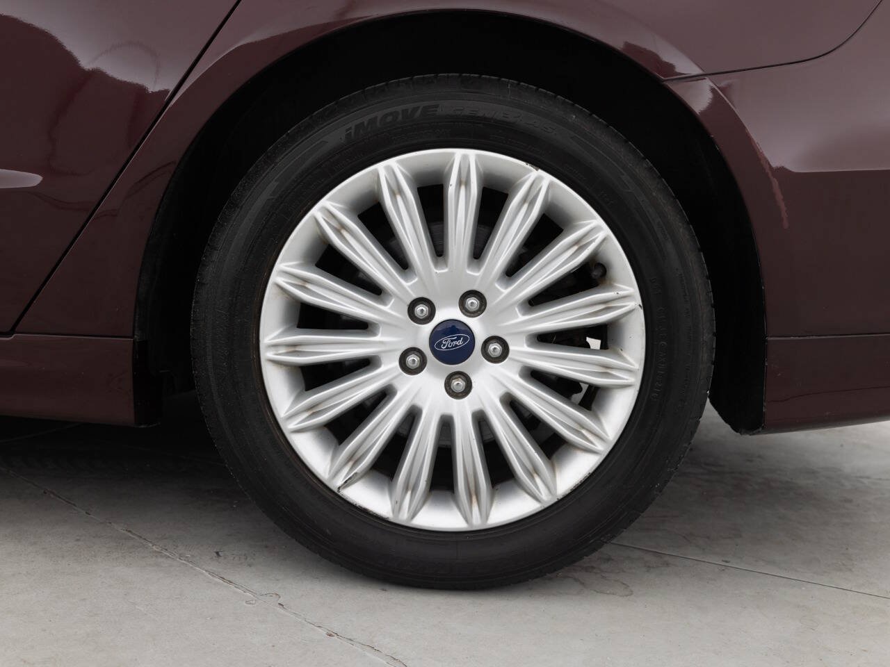 Used 2013 Ford Fusion SE FWD image 20
