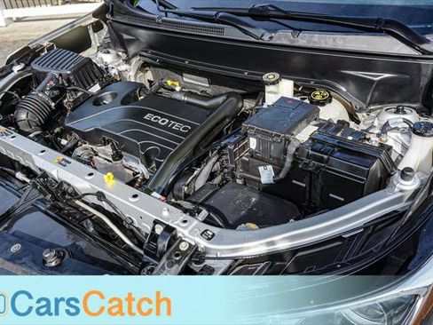 Used 2019 Chevrolet Equinox LS w/ LS Convenience Package image 38