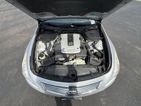 Used 2010 INFINITI G37 X w/ Premium Pkg image 27