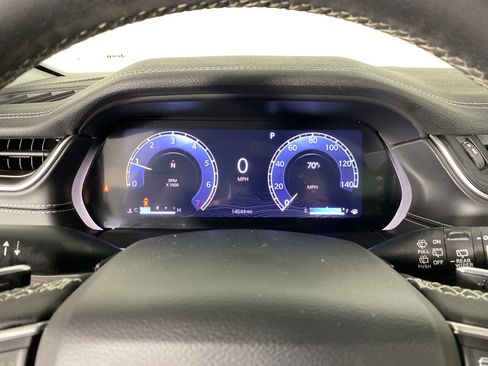 Used 2023 Jeep Grand Cherokee Limited AWD/4WD image 23