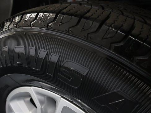 Used 2022 Chevrolet Silverado 3500 LT w/ Convenience Package image 31