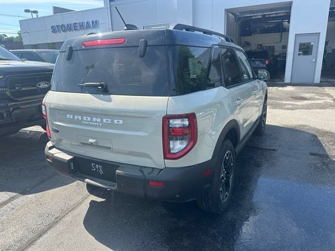 Used 2025 Ford Bronco Sport Outer Banks w/ Outer Banks Tech Package+ AWD/4WD image 5