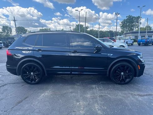 Used 2021 Volkswagen Tiguan SE R-Line AWD/4WD image 8